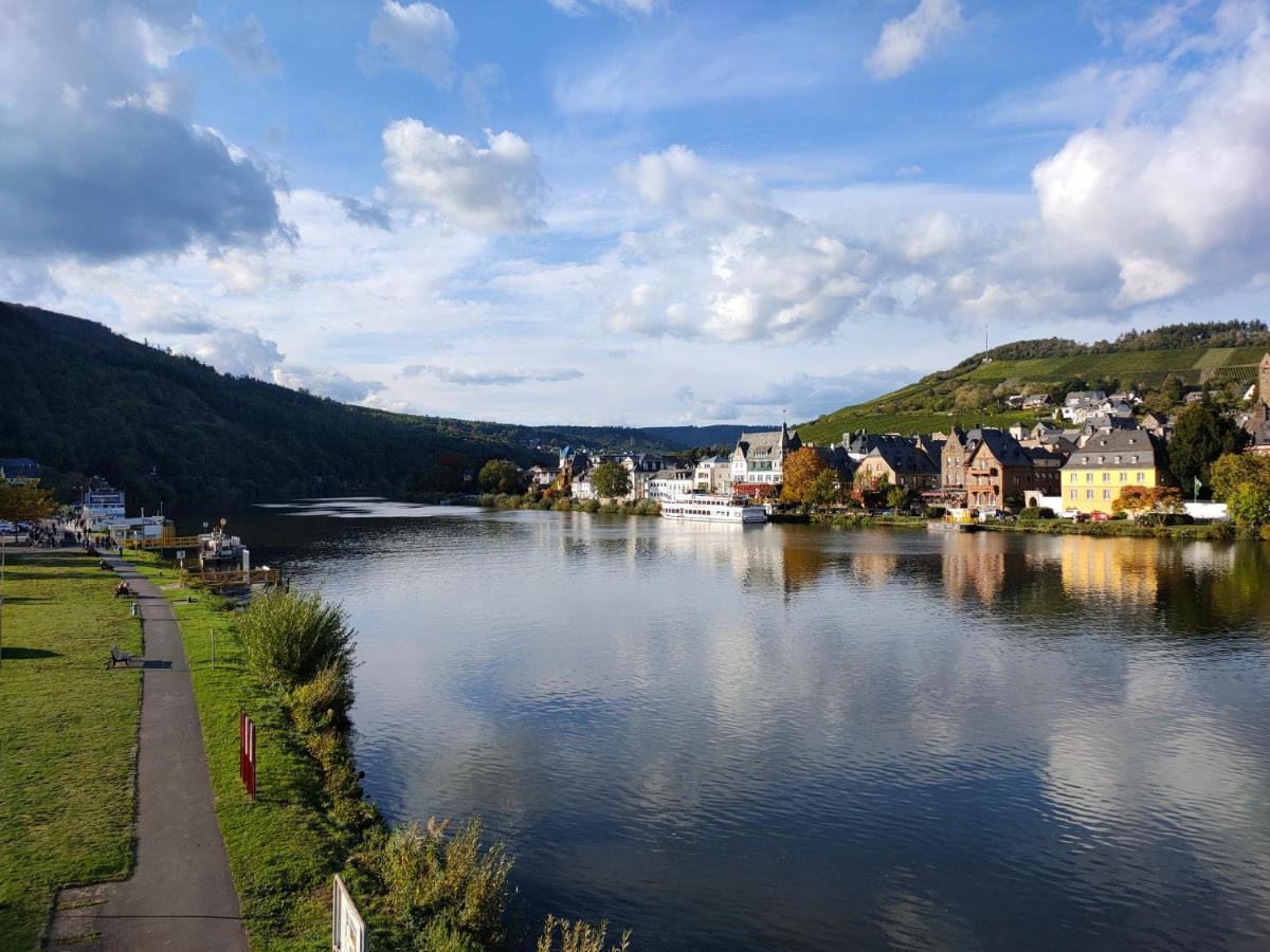 Kleine Moselruhe - Gemuetliche Ferienwohnung Bis 3 Personen - Zentral In Traben-Trarbach Exteriör bild