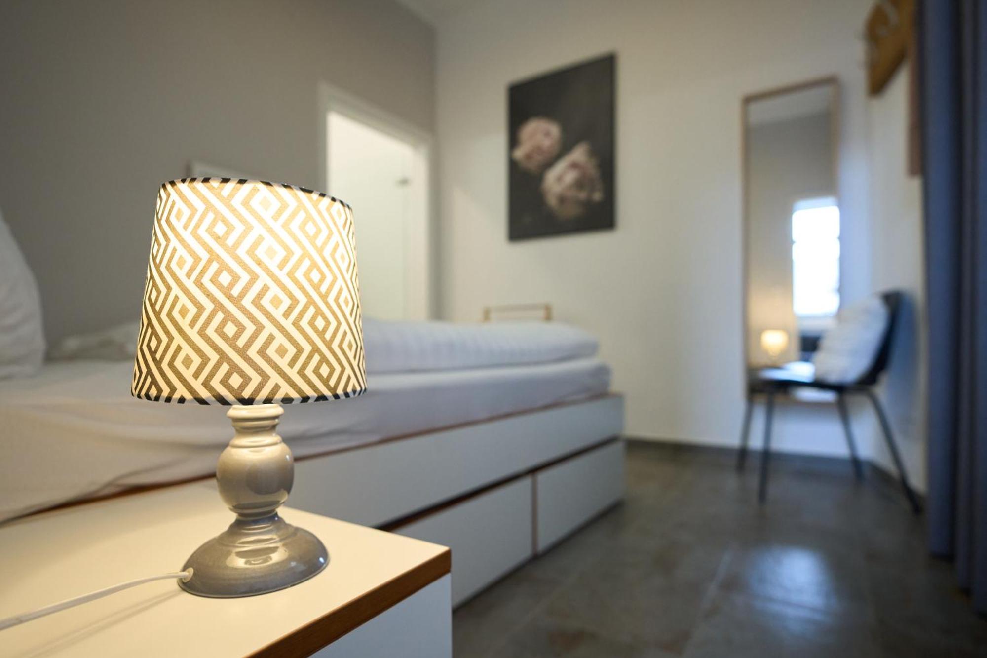 Kleine Moselruhe - Gemuetliche Ferienwohnung Bis 3 Personen - Zentral In Traben-Trarbach Exteriör bild